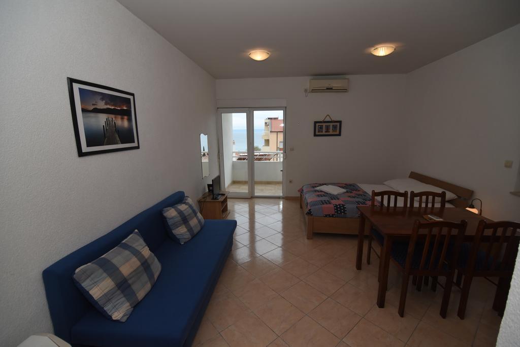 Apartments Coric Башка-Вода Екстер'єр фото