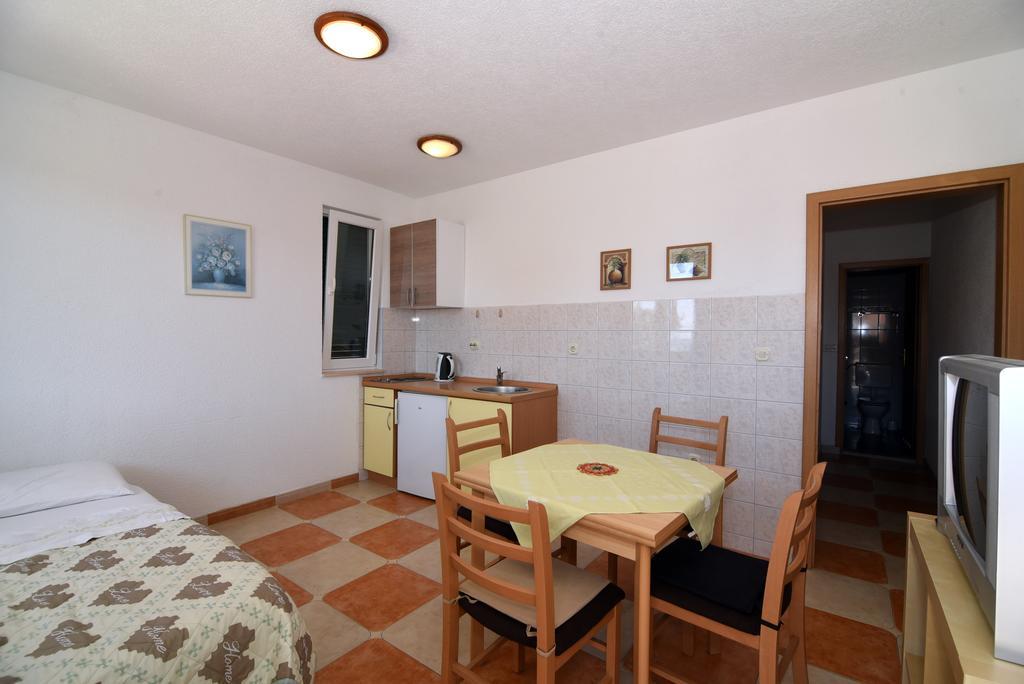 Apartments Coric Башка-Вода Екстер'єр фото